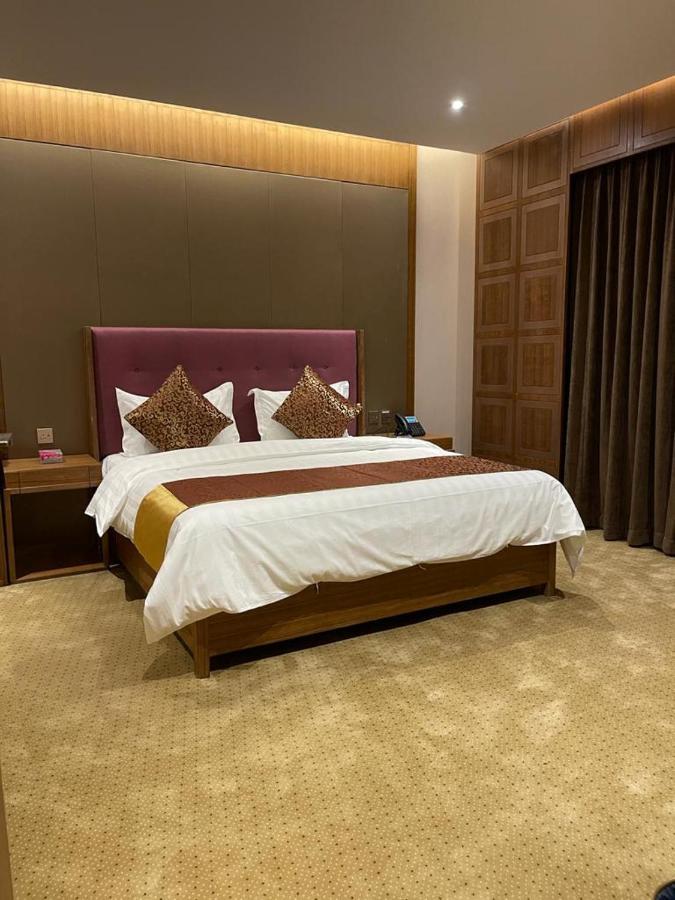 Hosta Al Yasmin Aparthotel Riyadh Exterior photo